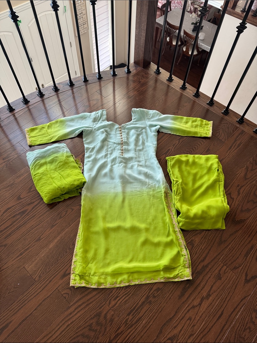 Indian &pakistani style suit